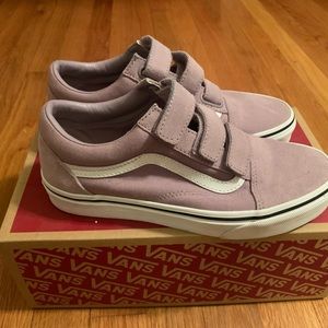 Women’s Old Skool V Vans Sz 7.5 excellent condition